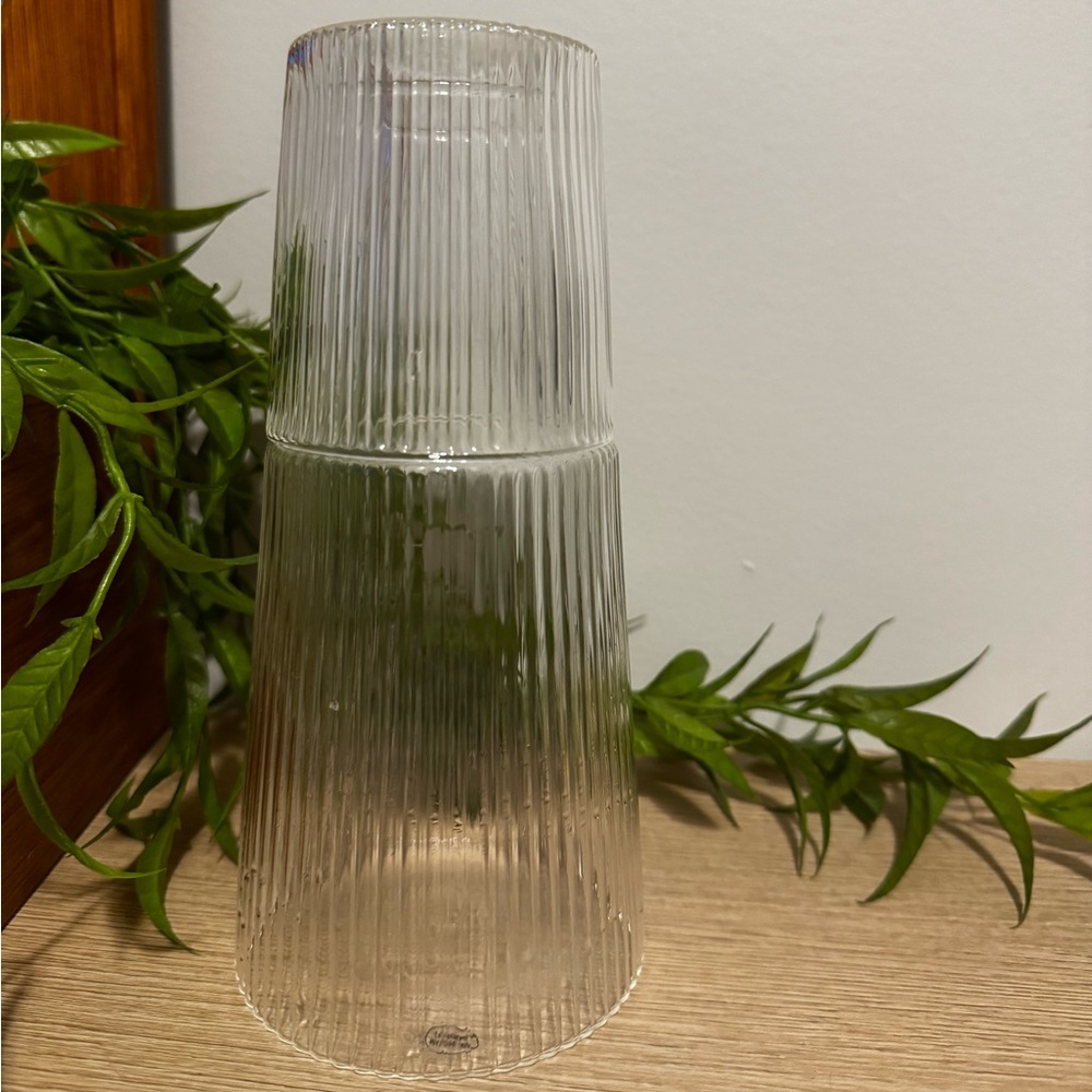 Clear Ribbed Glass Tumble Up - Picture 3 of 5